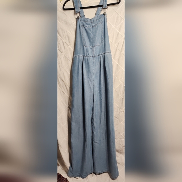 Beautifully Basic Overalls 👖 Blue 💙 Jean NWOT - Picture 14 of 16